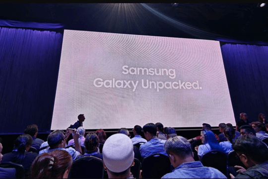Google mới là người chiến thắng thầm lặng của Galaxy Unpacked 2026: Samsung càng bán nhiều điện thoại, Alphabet càng vui