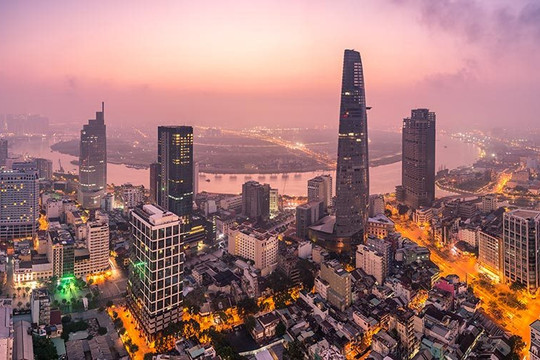 Chỉ trong nửa năm, GDP Việt Nam tăng 8,18%, FDI giải ngân lập đỉnh 5 năm, đâu sẽ là 'ngôi sao hy vọng' cho nền kinh tế trong nửa cuối năm 2026?