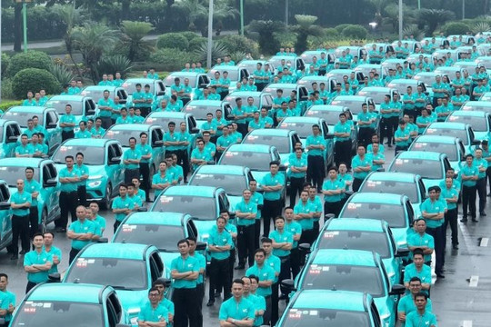 Hãng taxi của tỷ phú Phạm Nhật Vượng thu 17.400 tỷ đồng, cao hơn cả Mai Linh, Vinasun và Grab cộng lại