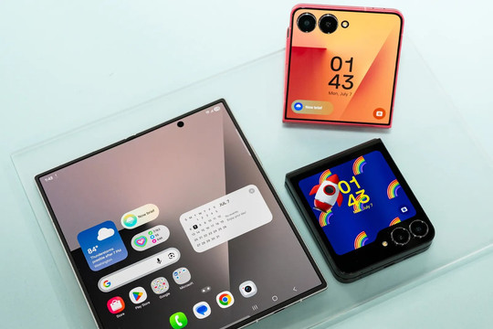 Thị trường điện thoại gập 2026: Hào quang của Samsung liệu đã khép lại?