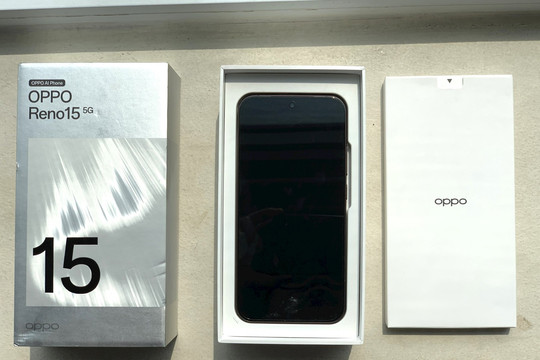 OPPO Reno 15 Pro 5G: Khi smartphone không còn là máy ảnh, mà trở thành một studio AI bỏ túi