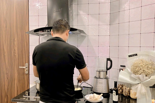 'Lương 15 triệu chỉ đủ trả tiền nhà': Khi lãi suất thả nổi trở thành nỗi lo của người mua bất động sản