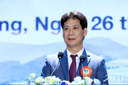 Sáng 26/7 đánh dấu bước ngoặt lịch sử ngành luyện kim Việt Nam: Đại gia bí ẩn chi 18.000 tỷ đồng, chấm dứt thời kỳ "chảy máu" bô-xít