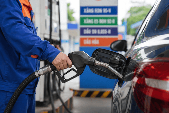 Bộ Công Thương tăng cường kiểm tra hoạt động kinh doanh xăng dầu trước áp lực nguồn cung