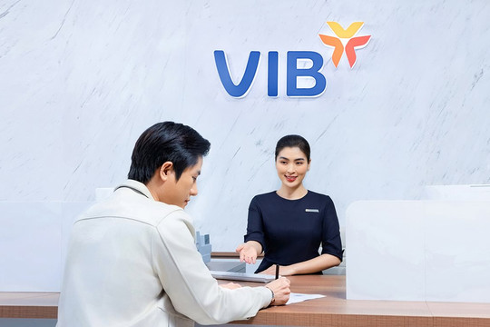 Người nhà một thành viên HĐQT ngân hàng VIB bán thành công cổ phiếu như đăng ký