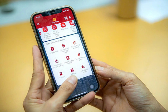 Cơ quan Thuế yêu cầu Vietcombank, Agribank, Techcombank, VPBank, ACB,... khẩn trương phong toả, trích tiền các tài khoản sau
