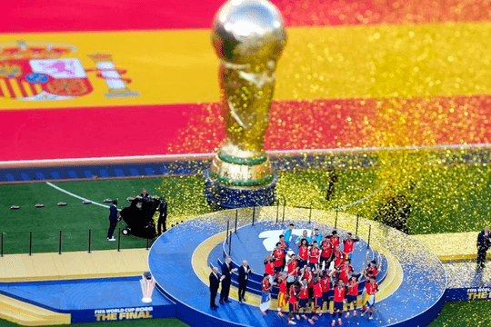 FIFA muốn 'rao bán' World Cup, EU nói thẳng