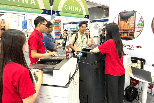 VietOffice 2026 quy tụ 130 doanh nghiệp, thúc đẩy thị trường văn phòng thông minh