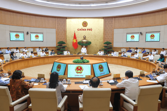 Xuất nhập khẩu ước đạt gần 660 tỷ USD, FDI và sản xuất công nghiệp bứt phá trong 7 tháng đầu năm 2026