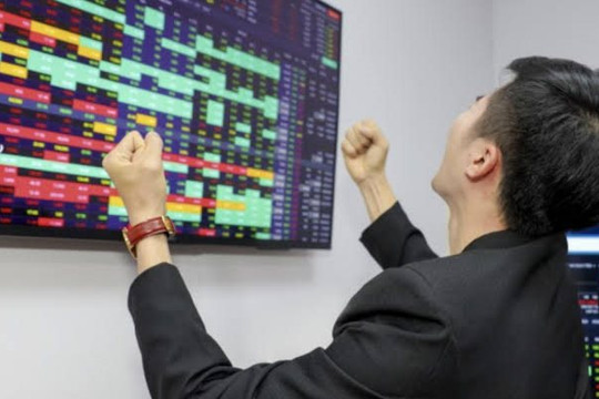 Kỳ vọng VN-Index hướng lên vùng 1.850 điểm, MBS chỉ tên loạt nhóm ngành tiềm năng trong tháng 8