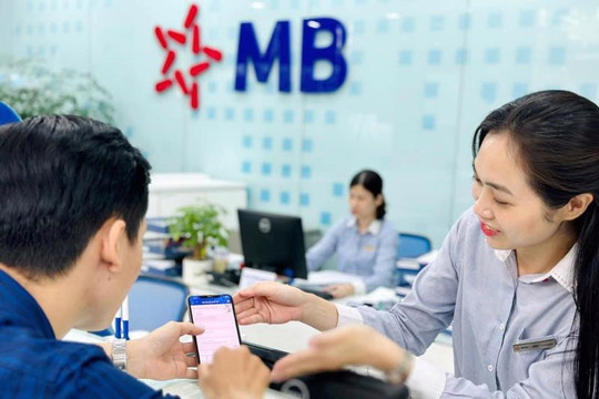 Lãi suất ngân hàng 3/8 tại Agribank, Vietcombank, BIDV, VietinBank, MB, Sacombank, HDBank,...