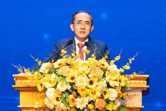 Xuất khẩu gặp khó, công ty của Giáo sư U70 giàu nhất Việt Nam báo lợi nhuận giảm hơn 30%