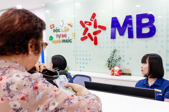 Lãi suất ngân hàng 5/8 tại Agribank, Vietcombank, BIDV, VietinBank, MB, Sacombank, HDBank,...