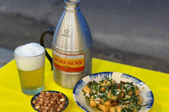 “Bàn tiệc chỉ còn vài chai bia”, Bia Hà Nội vẫn báo lãi quý 2 cao nhất 5 năm, có hơn 5.300 tỷ đồng gửi ngân hàng