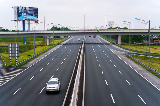 2.000 km cao tốc: Cú nhảy vọt ấn tượng và cuộc đổi ngôi của nhà thầu nội trên những đại công trường nghìn tỷ
