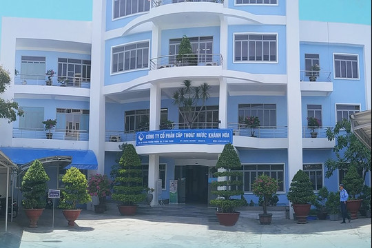 Một doanh nghiệp nhà nước trả cổ tức bằng tiền mặt với tỷ lệ 17,5%