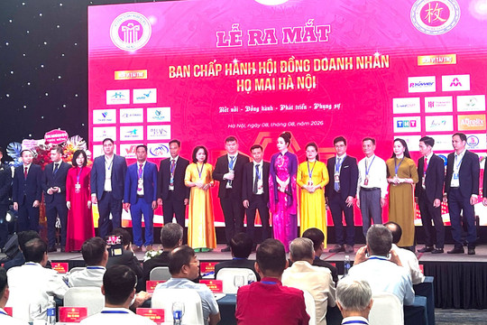 Diễn viên Mai Thu Huyền có vai trò mới trong giới doanh nhân, ông Mai Hữu Tín bất ngờ tiết lộ chi tiết đặc biệt