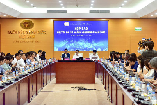 Phó Vụ trưởng Vụ thanh toán NHNN: Khách hàng hoàn toàn có thể tự điều chỉnh hạn mức hoặc không đăng ký cơ chế "thời gian chờ" khi chuyển tiền