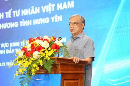 PGS.TS Trần Đình Thiên chỉ ra nghịch lý: Nền kinh tế tăng trưởng cao nhưng khu vực doanh nghiệp nội địa vẫn gặp nhiều khó khăn