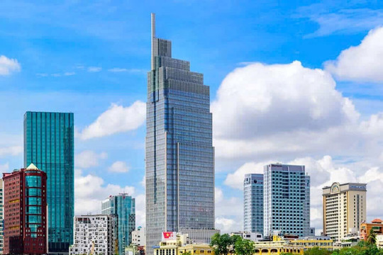 Thu nhập bình quân từng bằng 1/2 Campuchia, 1/5 Philippines, Việt Nam mất 27 năm vượt Philippines, mấy năm vượt Campuchia?
