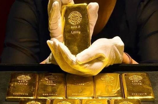 Thế lực nắm giữ hàng nghìn tấn vàng “ráo riết” gom hàng mạnh tay hơn cả các NHTW