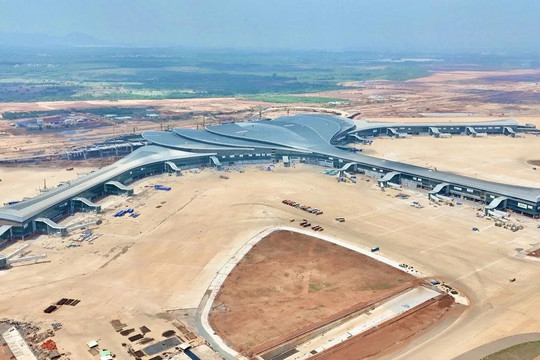 Đích thân kiểm tra dự án thành phần 4 sân bay Long Thành, Cục trưởng Cục Hàng không chỉ đạo gắt gao về tiến độ