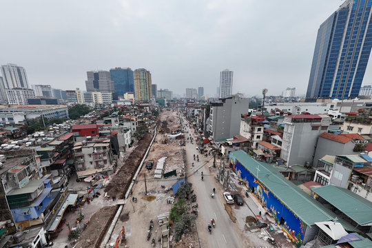 Gần một thập kỷ chờ đợi, dự kiến bao giờ người dân Hà Nội sẽ được đi lại trên tuyến đường "đắt nhất hành tinh" trị giá hơn 7 nghìn tỷ đồng?