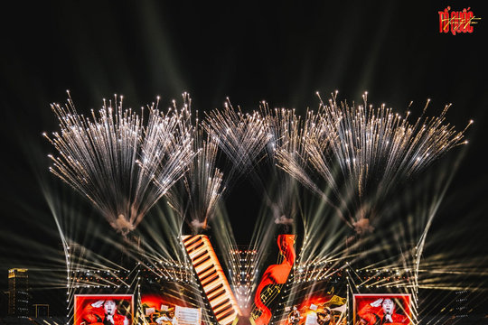 “Tổ quốc trong tim” về Van Phuc City: Concert Quốc gia lần đầu đến miền Nam
