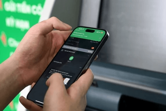 Cơ quan Thuế yêu cầu Vietcombank, Agribank, BIDV, VietinBank... trích tiền từ tài khoản ngân hàng của loạt người nộp thuế có tên sau