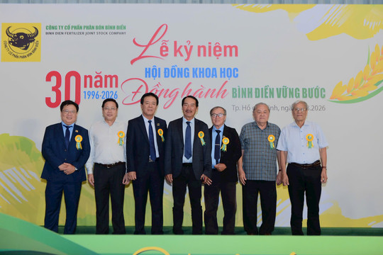 Một doanh nghiệp phân bón 30 năm “nuôi” Hội đồng Khoa học, nay muốn đi xa hơn 'một bao phân bón'