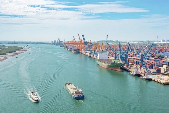 Khát vọng ﻿mở luồng hai chiều cho các tuyến hàng hải trọng điểm khu vực Hải Phòng, tạo “mạch dẫn” đưa Lạch Huyện trở thành cảng nước sâu quốc tế