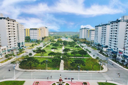 Trước 2 dự án của tỷ phú Phạm Nhật Vượng, Việt Nam đã có 1 khu đô thị quy tụ các trường ĐH hàng đầu: Rộng 643ha, có KTX 3.500 tỷ, metro kết nối thẳng trung tâm