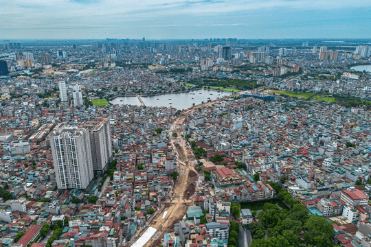 Việt Nam hút 34,7 tỷ USD FDI trong nửa đầu năm, hàng loạt dự án hạ tầng đang mở rộng các cực tăng trưởng mới