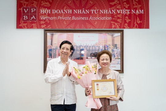 Chủ tịch Tập đoàn BRG Nguyễn Thị Nga nhận nhiệm vụ đặc biệt 