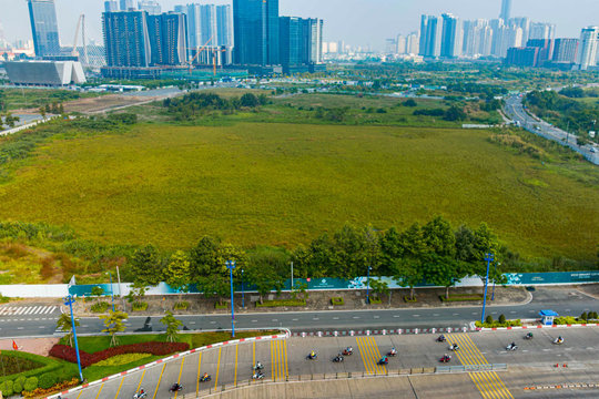 Đề xuất phân cấp thẩm quyền và linh hoạt điều khoản chuyển tiếp dự án bất động sản