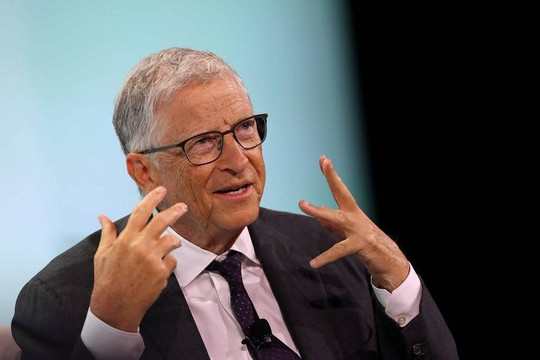 Theo chân 'cá mập': Bill Gates rút hơn 818 triệu USD khỏi tập đoàn của Warren Buffett, lần đầu tiên mua cổ phiếu một tập đoàn bán lẻ