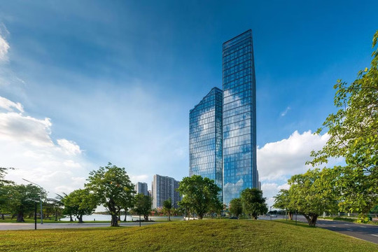 Tập đoàn của tỷ phú Phạm Nhật Vượng có 1 tòa tháp 45 tầng, cao gần 200m, tiêu chuẩn tương đương “đại bản doanh” Apple, Intel, từng được trao giải thưởng tại Mỹ