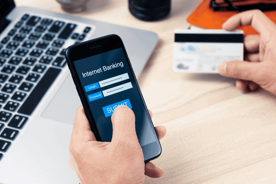 Cơ quan Thuế yêu cầu Vietcombank, BIDV, Agribank... trích tiền từ tài khoản của loạt cá nhân, hộ kinh doanh trong danh sách sau