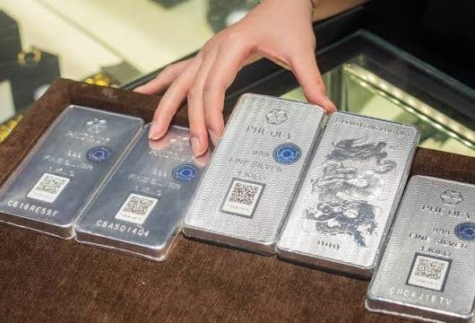 Giá bạc thỏi, bạc miếng ngày 27/8 tại Phú Quý, Sacombank, DOJI, Bảo Tín Mạnh Hải
