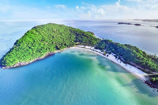 Phát hiện mũi đất thuộc dạng hiếm thấy trên Đảo Ngọc: Hai phía đều là biển, một ông lớn BĐS đã "chọn mặt gửi vàng" từ 10 năm trước