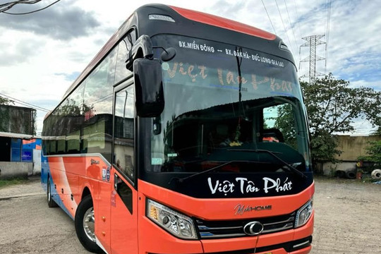 Nhà xe Việt Tân Phát vừa có xe lật làm 4 người tử vong, xe khác vượt ẩu trên đèo: Sở hữu trên 50 xe giường nằm, từng khoe bán chiếc Hyundai Aero Space mới 100% đầu tiên tại Việt Nam