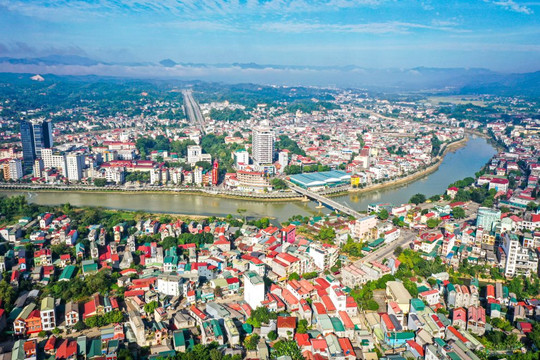 Một tỉnh ở Việt Nam có đến 90% diện tích là đồi núi, là nơi sinh sống của hơn nửa triệu người