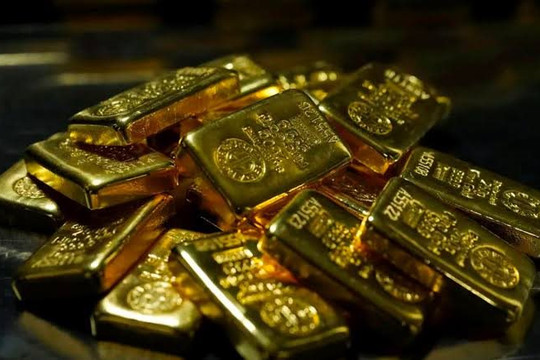 Giá vàng quay đầu điều chỉnh, quỹ lớn nhất thế giới hành động gì? 