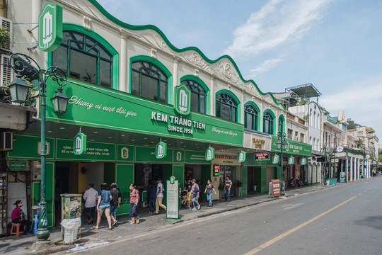 Kem Tràng Tiền sắp rời 'đất vàng' 35 Tràng Tiền: Ai sở hữu khu đất từng được PVcomBank rao bán gần 800 tỷ đồng?