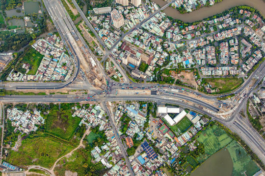 Thành phố giàu nhất Việt Nam đang làm siêu nút giao 3 tầng với 6 cầu vượt, 2 hầm chui, sẽ hoàn thành vào năm 2027