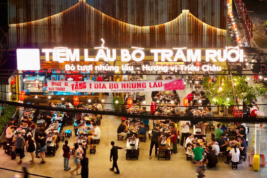 Lẩu bò 'trăm rưỡi' nhưng lúc thanh toán toàn 400 - 500 trăm nghìn đồng, tại sao khách vẫn nườm nượp?