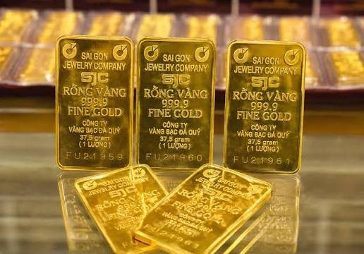 Chuyện gì xảy ra với giá vàng sáng nay?