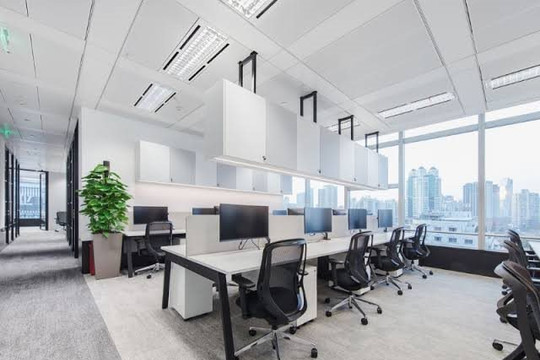 Văn phòng TP.HCM: Khách thuê tăng, giá thuê vẫn giảm