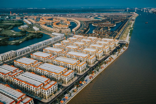 Royal Boulevard trên đảo Vũ Yên: Nhà phố đại lộ phá vỡ những giới hạn của shophouse truyền thống