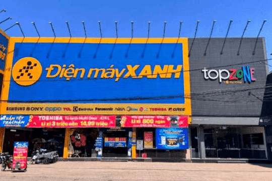 Thị giá DMX "bay" 18% từ đỉnh, sếp Điện Máy Xanh đăng ký mua cổ phiếu